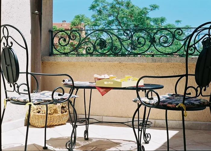 Porto Romano Guest House